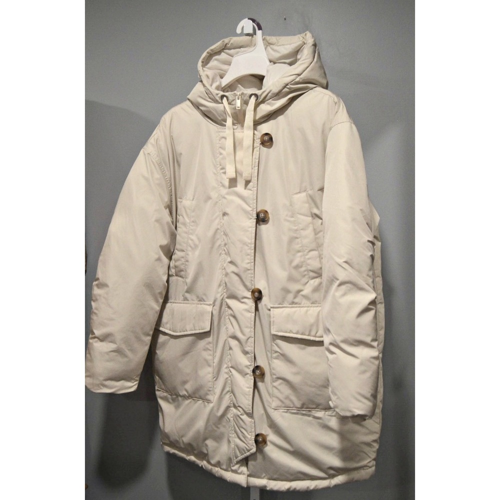 Universal Thread Women's Size L Beige Puffer Coat 2-way Zipper/Button Closure